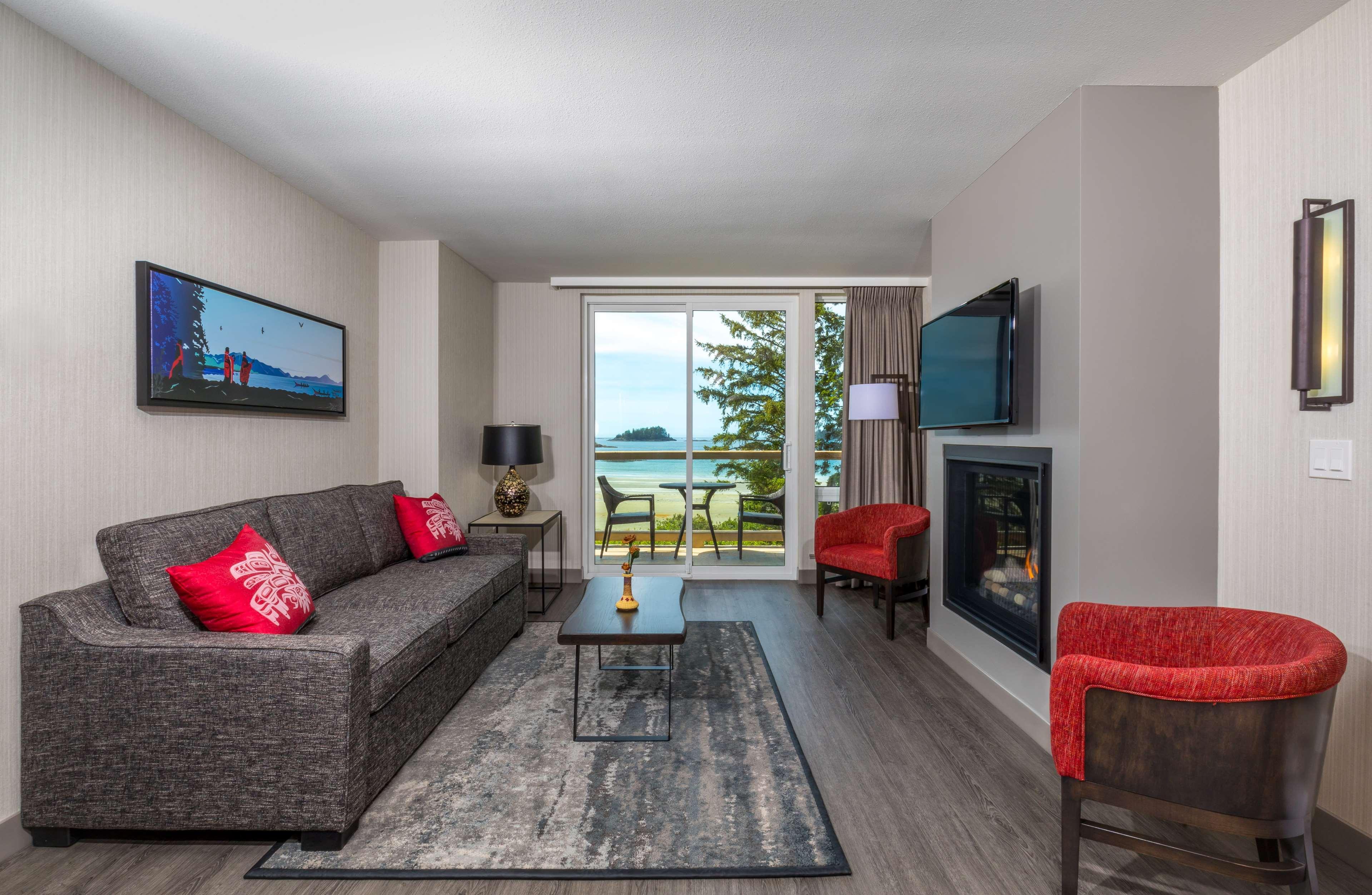 Western Tin Wis Hotel Tofino