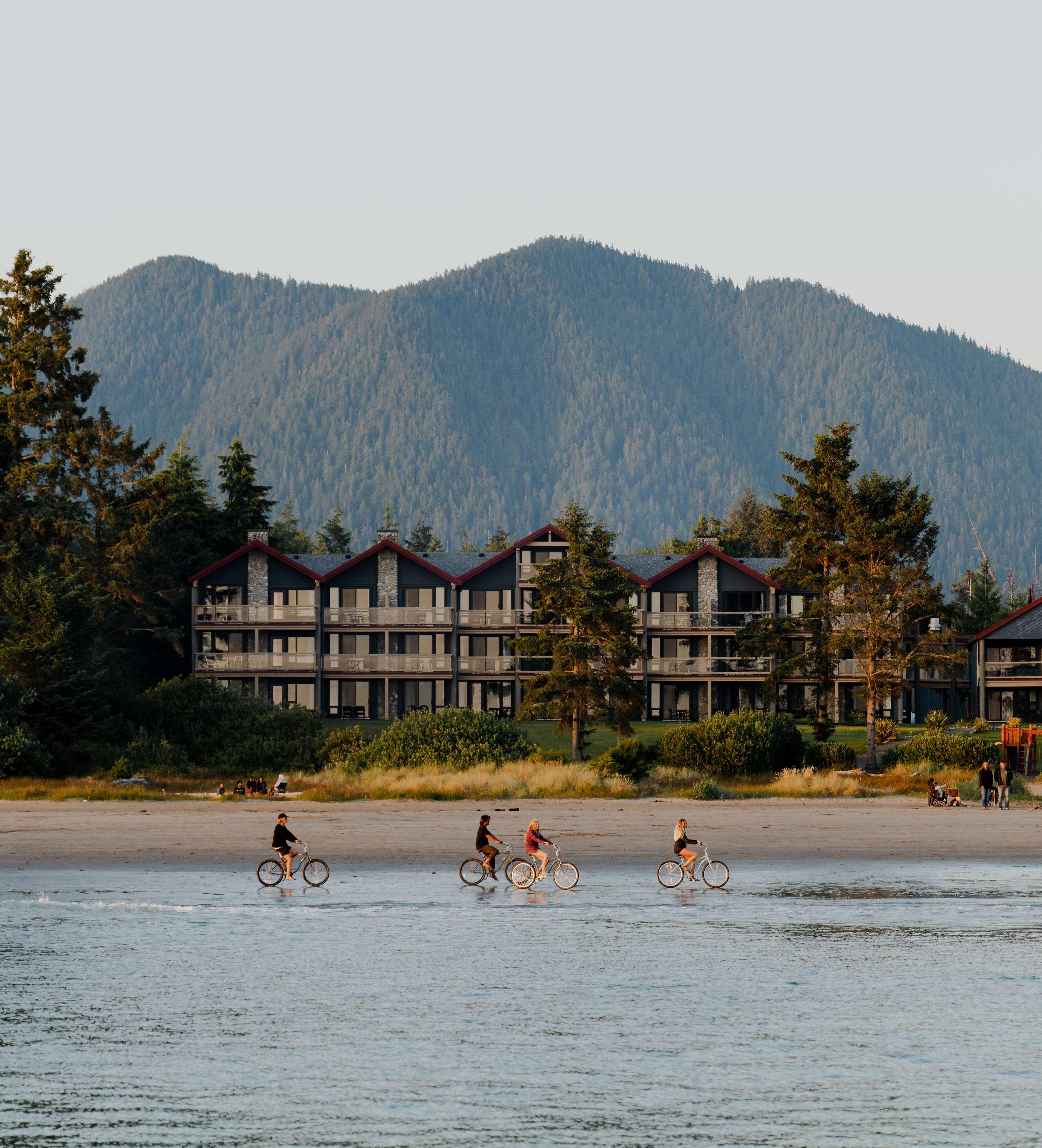 Western Tin Wis Tofino